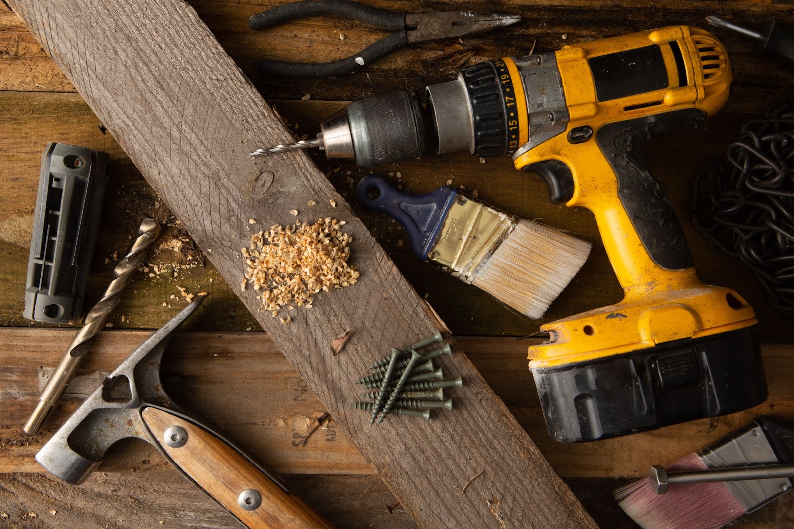 self employed carpenter job description