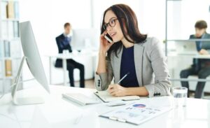 qualifications for a secretary position and 4 responsibilities of secretary