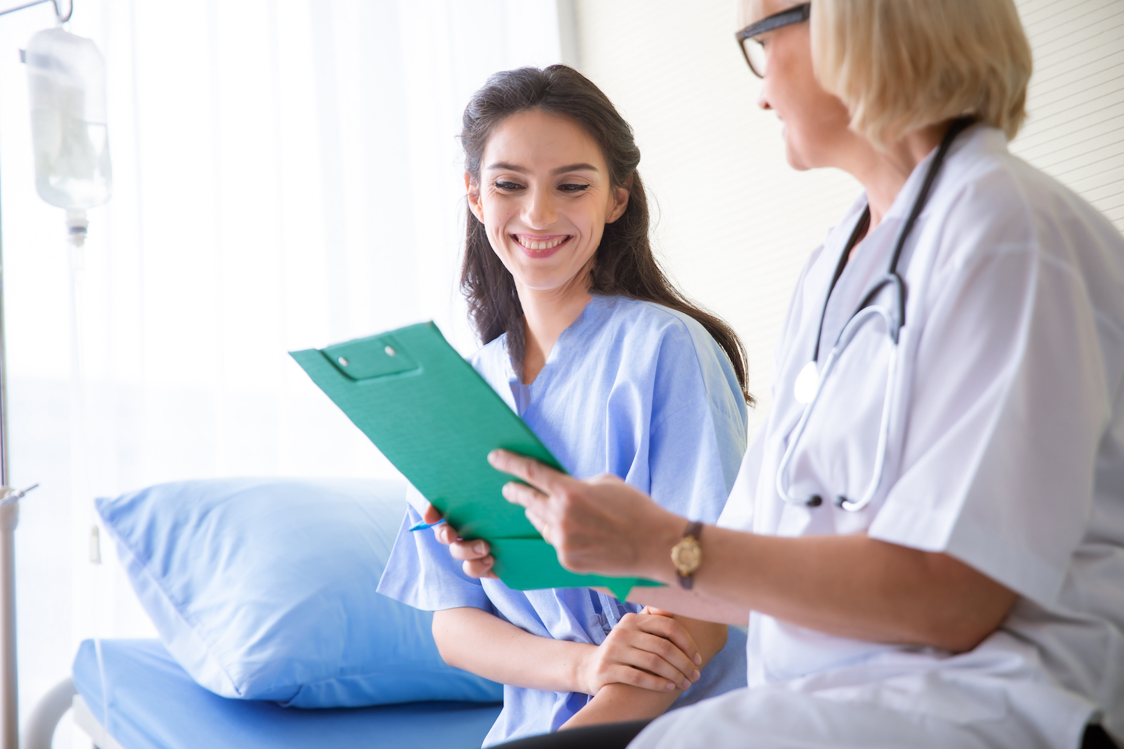 health care assistant entry requirements and salary in uae